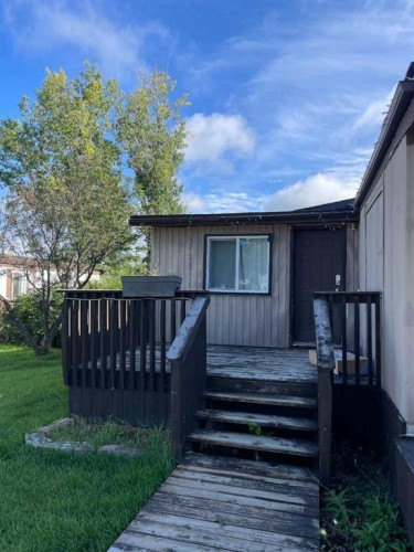 202 Railway Avenue, Veteran, AB - Outdoor With Deck Patio Veranda