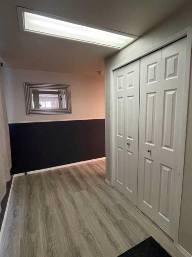 202 Railway Avenue, Veteran, AB - Indoor Photo Showing Other Room