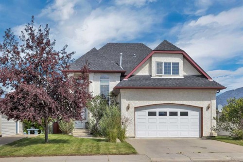 5838 65 Avenue  Rocky Mountain House, AB T4T 1N7