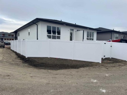 39 Ellington Crescent, Red Deer, AB - Outdoor