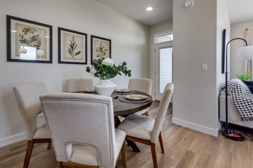 139 Gray Close, Sylvan Lake, AB - Indoor Photo Showing Dining Room
