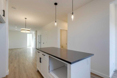 8546 Huxbury Drive Ne, Calgary, AB - Indoor Photo Showing Kitchen