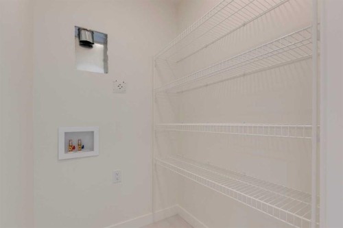 8546 Huxbury Drive Ne, Calgary, AB - Indoor With Storage