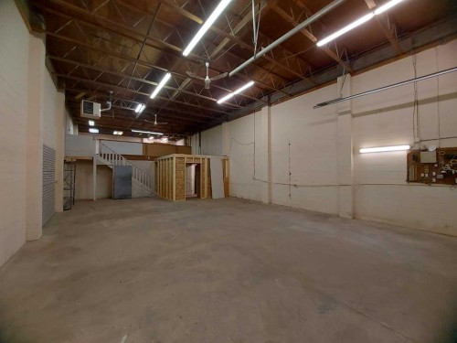 5912 54 Avenue, Red Deer, AB 