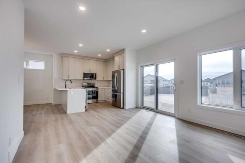 13 Aztec Street, Blackfalds, AB - Indoor Photo Showing Kitchen