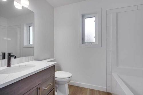 13 Aztec Street, Blackfalds, AB - Indoor Photo Showing Bathroom