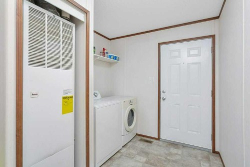 445026 Range Road 43, Rural Ponoka County, AB - Indoor Photo Showing Laundry Room