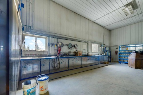 38139 Range Road 265, Rural Red Deer County, AB - Indoor