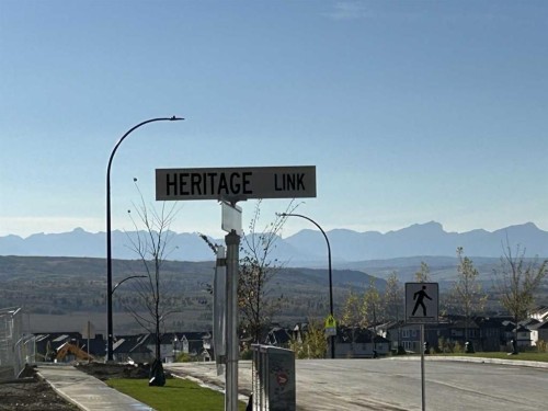 3 Heritage Link, Cochrane, AB - Outdoor With View
