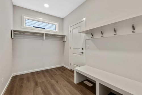 3 Heritage Link, Cochrane, AB - Indoor
