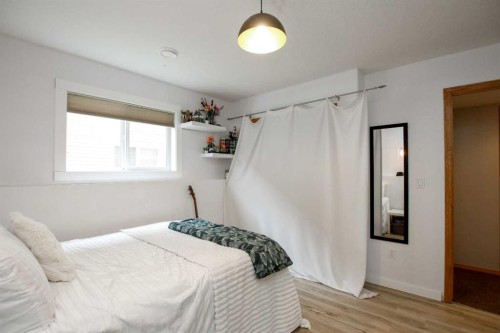 107 Ackerman Crescent, Red Deer, AB - Indoor Photo Showing Bedroom