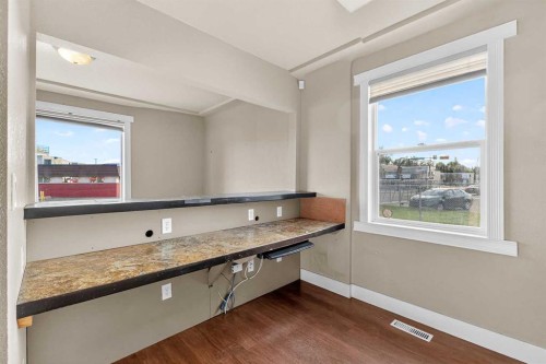 4926 45 Street, Red Deer, AB 