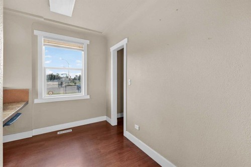 4926 45 Street, Red Deer, AB 