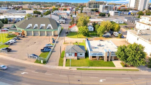 4926 45 Street, Red Deer, AB 