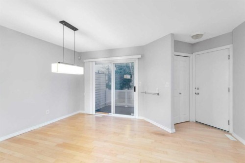 10-73 Addington Drive, Red Deer, AB - Indoor Photo Showing Other Room