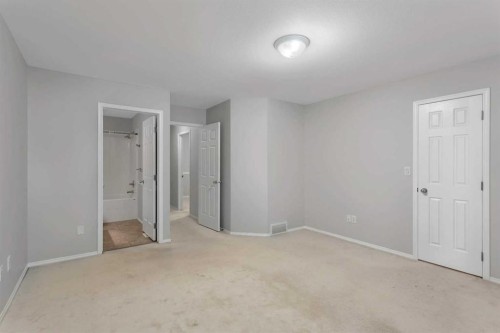 10-73 Addington Drive, Red Deer, AB - Indoor Photo Showing Other Room
