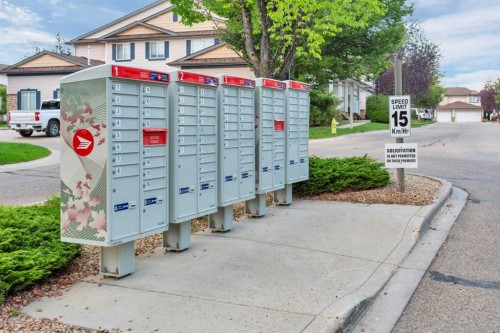 10-73 Addington Drive, Red Deer, AB - Outdoor