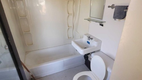 4918 50 Avenue, Castor, AB 