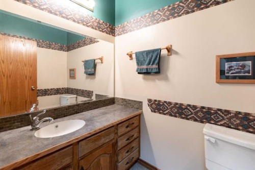 128 Norby Crescent, Red Deer, AB - Indoor Photo Showing Bathroom