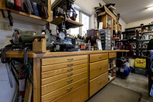 128 Norby Crescent, Red Deer, AB - Indoor Photo Showing Garage