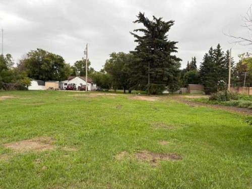 4911 52 Street, Lougheed, AB 