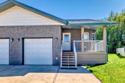 5517 52 Avenue Close  Innisfail, AB T4G 1G6