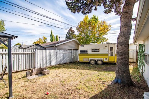 3721 46 Street, Red Deer, AB - Outdoor
