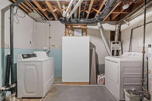 2311 16 Street Sw, Calgary, AB - Indoor Photo Showing Laundry Room