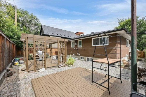 2311 16 Street Sw, Calgary, AB - Outdoor