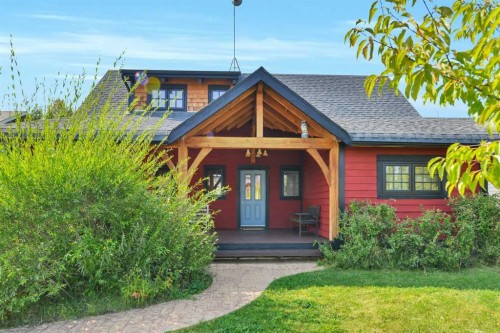 460 Summer Crescent  Rural Ponoka County, AB T0C 2J0