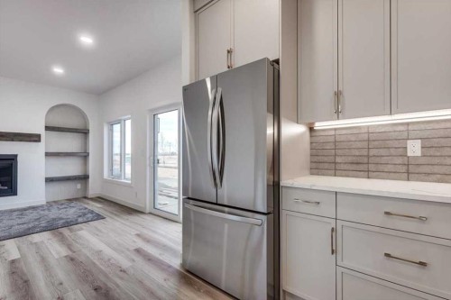 56 Emmett Crescent, Red Deer, AB - Indoor Photo Showing Kitchen