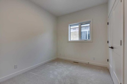 56 Emmett Crescent, Red Deer, AB - Indoor Photo Showing Other Room