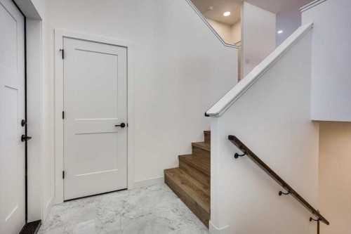 56 Emmett Crescent, Red Deer, AB - Indoor Photo Showing Other Room