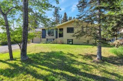404 3 Avenue SW Sundre, AB T0M 1X0