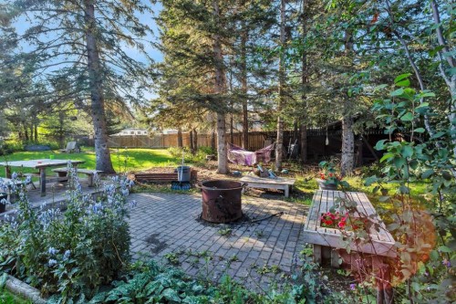 404 3 Avenue Sw, Sundre, AB - Outdoor