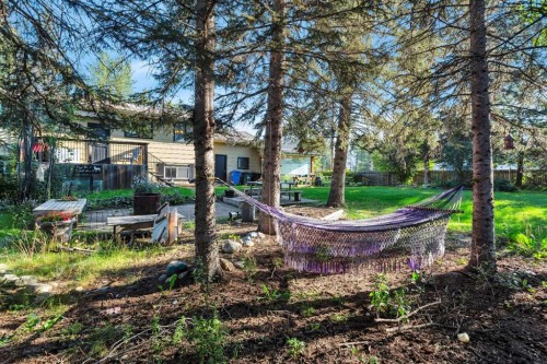 404 3 Avenue Sw, Sundre, AB - Outdoor