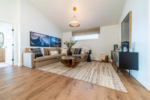 115 Saddlebred Place, Cochrane, AB - Indoor Photo Showing Living Room