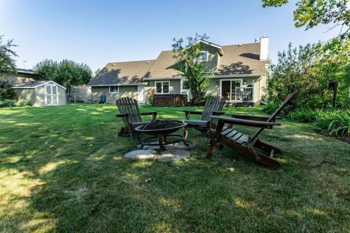 33 Fairway Drive, Lacombe, AB - Outdoor