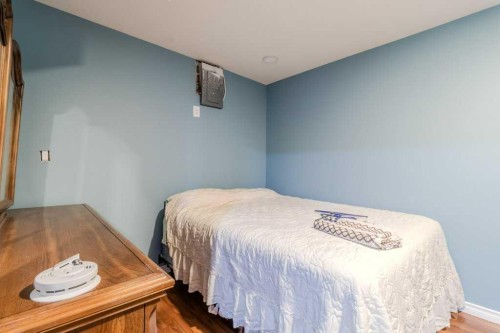 5630 56 Street, Red Deer, AB - Indoor Photo Showing Bedroom