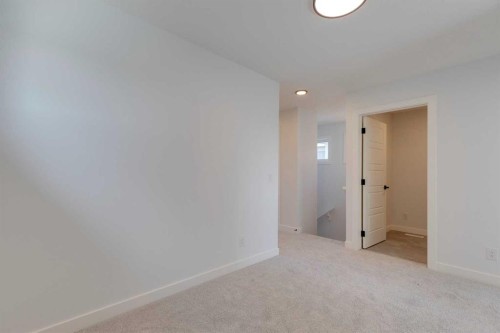 95 Southborough Crescent, Cochrane, AB - Indoor Photo Showing Other Room