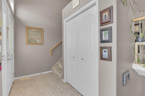 21 Hunter Road, Sylvan Lake, AB - Indoor Photo Showing Other Room
