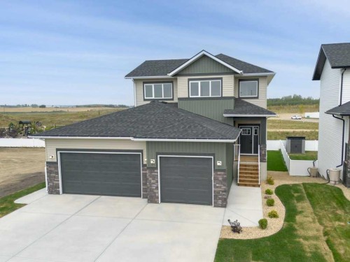 10 Aura Drive, Blackfalds, AB - Outdoor