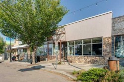 5036 50 Street  Innisfail, AB T4G 1S7