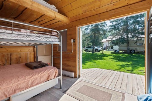 504 5Th Street, Norris Beach, AB -  Photo Showing Bedroom