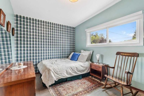 3948 35A Avenue, Red Deer, AB - Indoor Photo Showing Bedroom