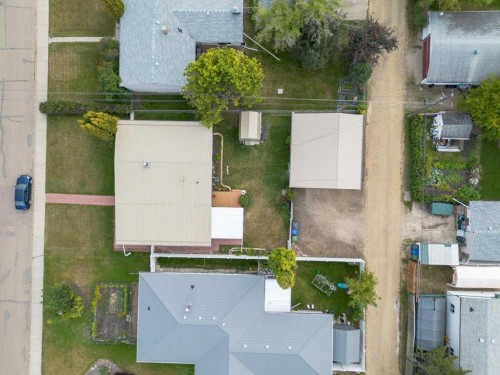 3948 35A Avenue, Red Deer, AB - Outdoor