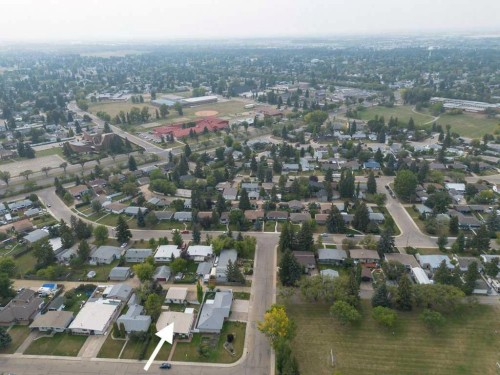 3948 35A Avenue, Red Deer, AB - Outdoor With View
