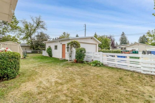 3948 35A Avenue, Red Deer, AB - Outdoor