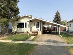 5007 46 Avenue  Forestburg, AB T0B 1N0