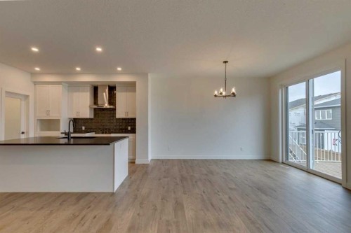 104 Amblefield Grove Nw, Calgary, AB - Indoor Photo Showing Kitchen